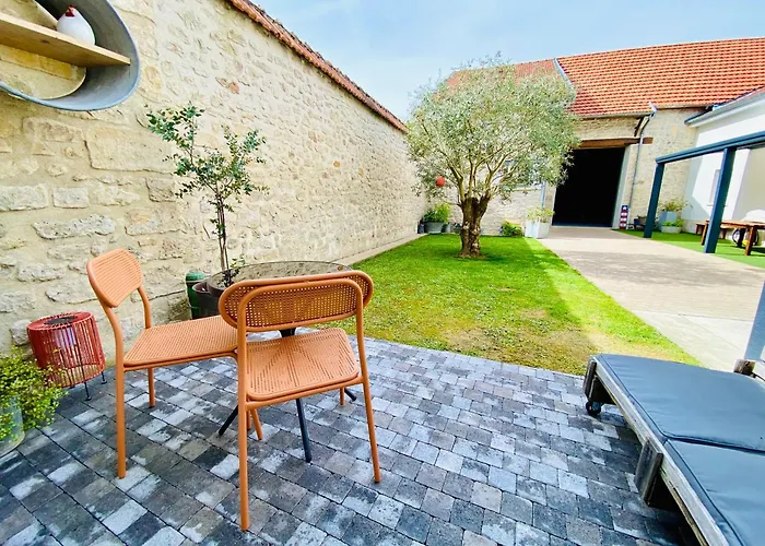 Studio D\'Hotes Avec Piscine « Le Clos N°6 »