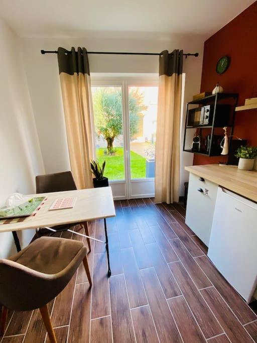 D'hotes Avec Piscine « le Clos N°6 » Apartment Cormicy
